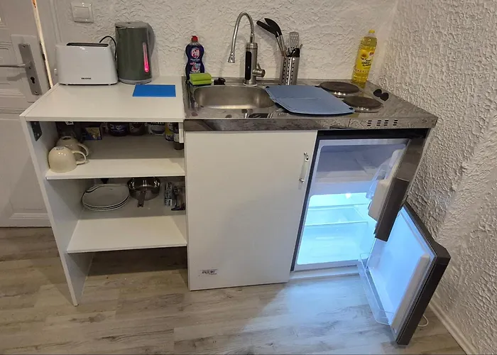 Apartament Finkenwerder Larisa's Nr22-private Kueche-gemeinschaftliches Bad Wc